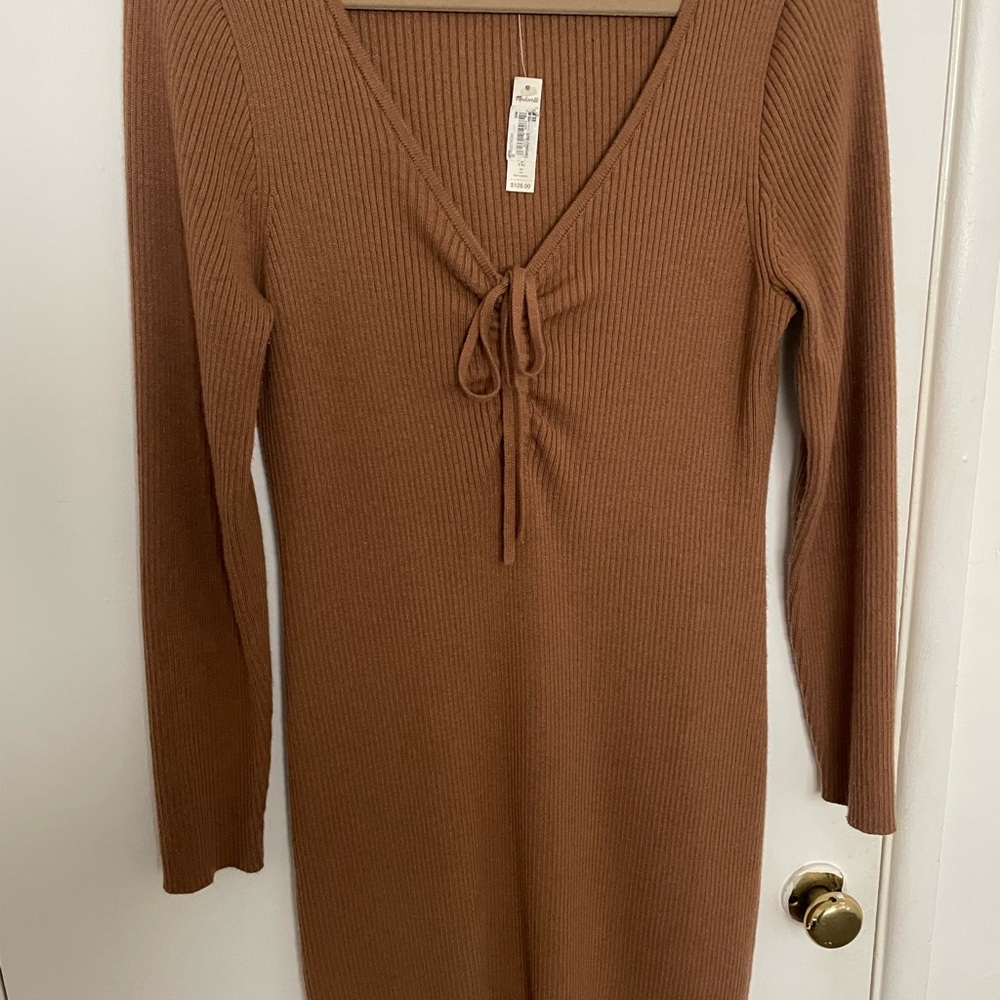 Madewell knit dress with draw string to enhance chest area!